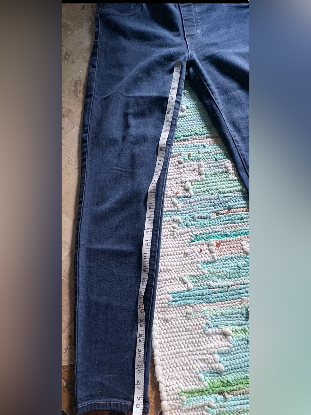 Liverpool Gia Glider Pull-On Jeans EUC size 12 In 28, W 17-19 - Picture 7 of 7